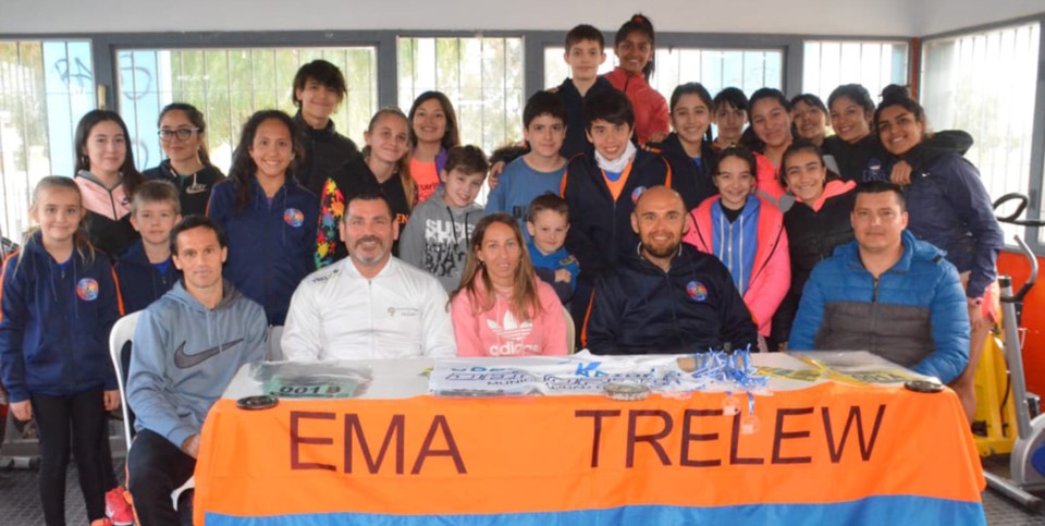 La presentación. La largada será en la Escuela N°78 “Puente Hendre”. Las distancias serán de 25 km y 12.5 km.