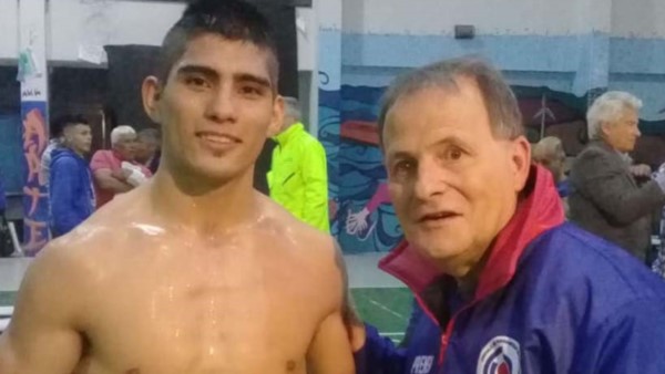Mauro Corbalán junto al periodista deportivo Rubén Darío Vega.