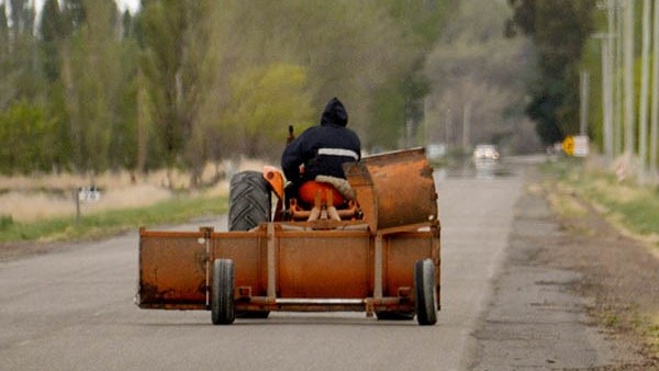 Ruta 7 hoy, con pavimento pero también sin perder su condición de camino rural.