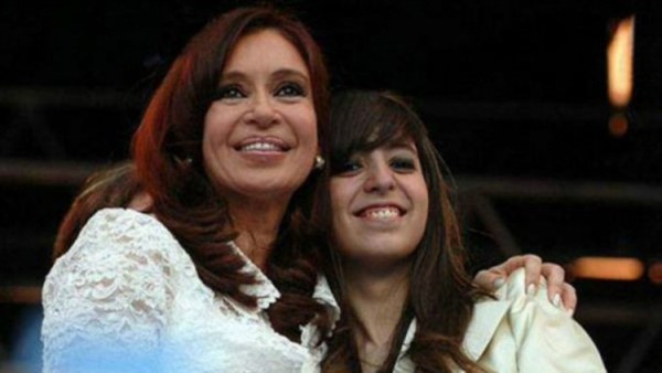 Cristina Kirchner viajará a Cuba para visitar a su hija autorizada por la justicia.