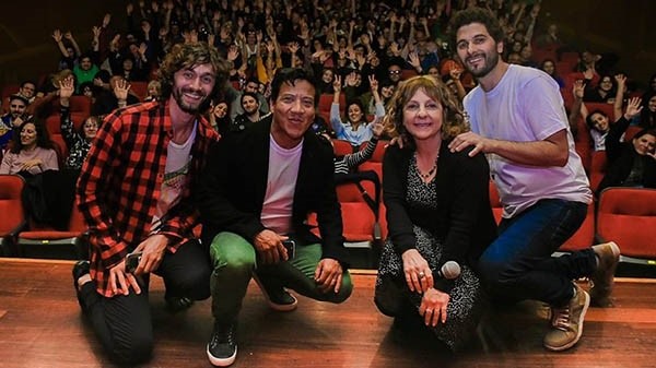 La apertura del  Festival fue a sala llena y con la presencia del padrino del evento, mariano torre.