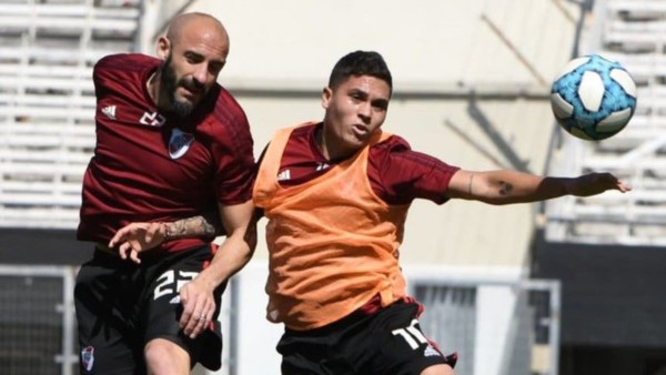 Ponzio y Quintero sumaron minutos de fútbol reducido en la práctica de River.