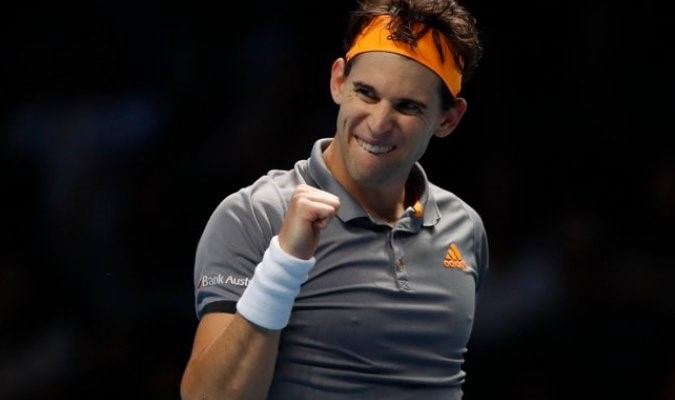 Thiem derrota a Djokovic, convirtiéndose en el primer tenista que le remonta un set en contra compitiendo en “indoor” en los últimos 7 años.