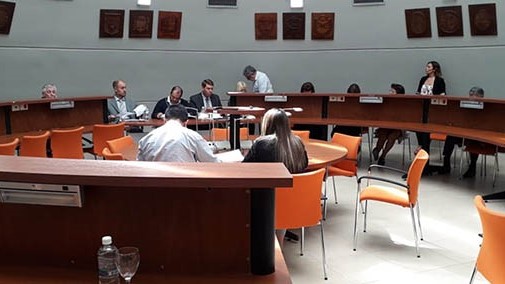 Poca gente. Durante la tarde de ayer, los diputados aprobaron todos los proyectos que se habían presentado en las distintas comisiones.