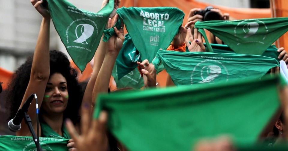 Fernández enviará un proyecto de ley para despenalizar el aborto
