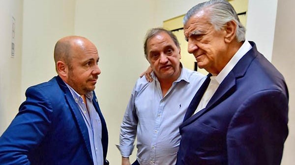Referentes. Desde la izquierda, Sastre, Linares y Gioja, que quiere traer a Chubut vino sanjuanino. 