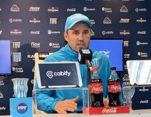 Coudet en conferencia de prensa: "Como ya lo había comunicado de manera interna, creo que se ha cumplido un ciclo".