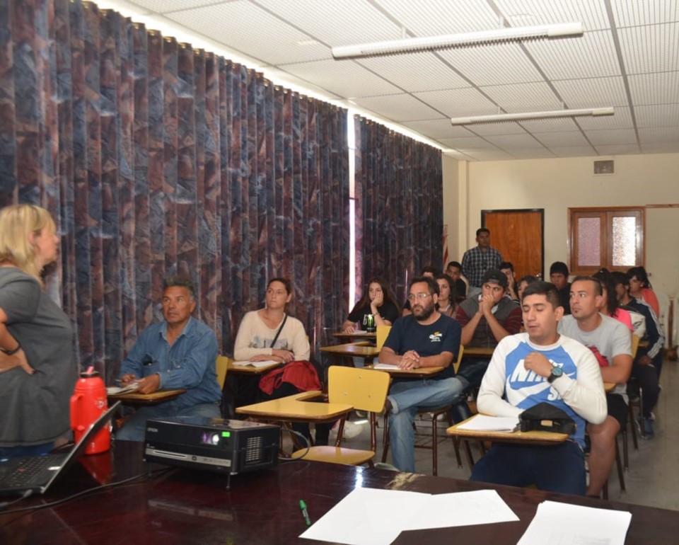 Curso. Los trabajadores de un sector clave aprendieron varias normas acerca de su oficio en el Valle.