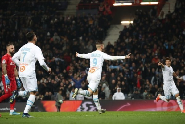 Golazo del Pipa y Marsella es escolta a ocho puntos del líder PSG.