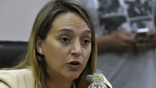 Aclaración. Bard no quiere listas negras y escucha opciones políticas.