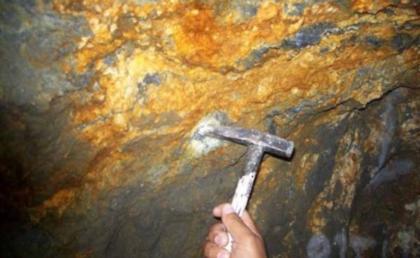 Los cálculos indicaron la existencia de unas "750.000 onzas de oro", pero tras nuevos estudios, aún preliminares, se determinó que "podría haber alrededor de un millón".