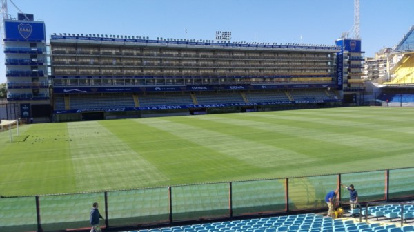 Primera modificación en "La Bombonera", que será la de sacar la mampara de la platea baja, pero aún no se sabe qué colocarán en su lugar por seguridad.