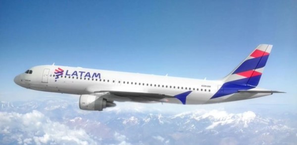 Con esta decisión, el lunes 30 de diciembre no habrá paro en los vuelos de LATAM.