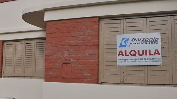 La nueva Ley de Alquileres tiene media sanción y estipula una actualización del contrato por indexación y un duración mínima de tres años.