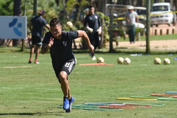 Juan Fernando Quintero recibió el alta médica luego de sufrir una tendinitis en el bíceps femoral izquierdo.