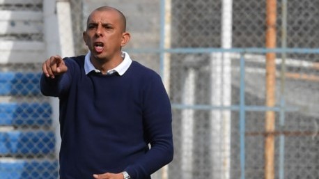 Hugo Barrientos regresa a Jorge Newbery tras un paso por Guillermo Brown, equipo de la B Nacional, donde fue cesado a inicios del torneo.