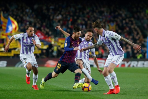 Messi metió uno de penal y erró otro, en la victoria 1-0 sobre Real Valladolid por la fecha 24.