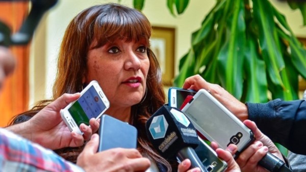 La ministra de Educación aseguró que se dio una oferta “generosa”.