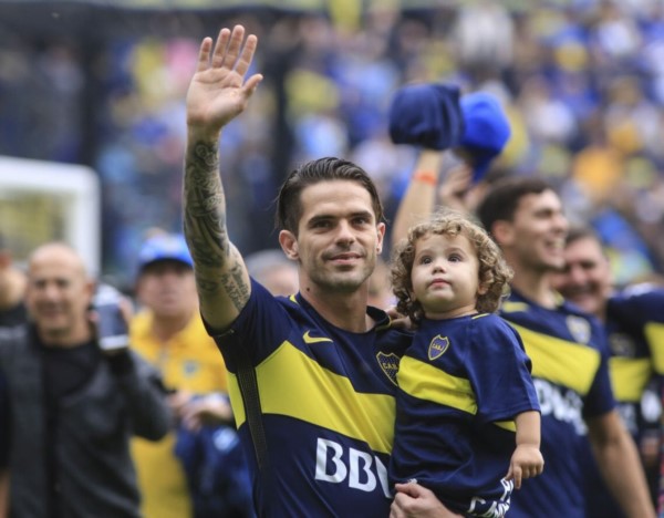 Fernando Gago rescinde su contrato con Boca.