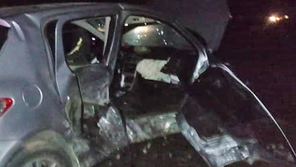 Los autos evidenciaron la violencia del impacto sucedido en un cruce.