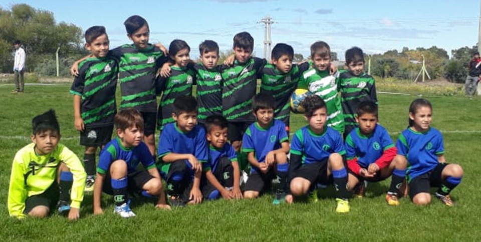 En Diógenes Green de Rawson, se disputaron varios encuentros del torneo de fútbol infantil “El Aguante”.