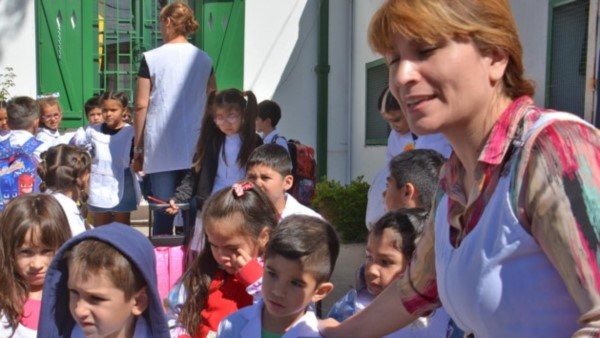 El inicio de las clases para los chicos. Desde el Gobierno consideraron que en líneas generales hubo un comienzo con normalidad del ciclo lectivo en toda la provincia.