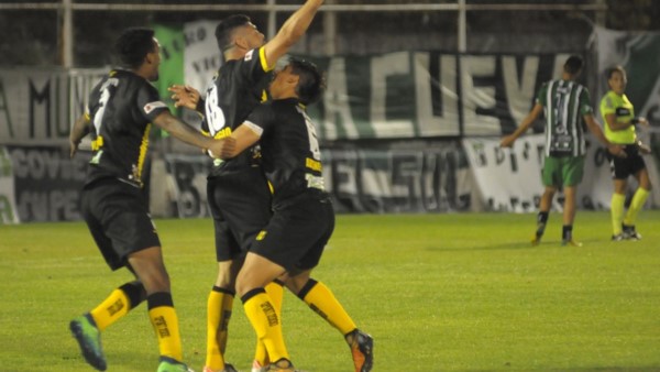 Deportivo Madyrn igualó 1-1 ante Villa Mitre de visitante y clasificó a la  tercera fase de la Reválida.