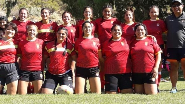 Las chicas de La Española RC organizan para el 12 de abril una peña.