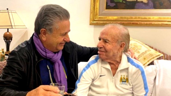 Eduardo Duhalde dijo hoy que siente "un gran afecto" por el senador nacional Carlos Menem.