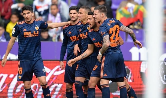 Valencia es el primer equipo que acaba en la liga española en 4ta posición después de quedar a 10 puntos del cuarto al final de la primera vuelta.