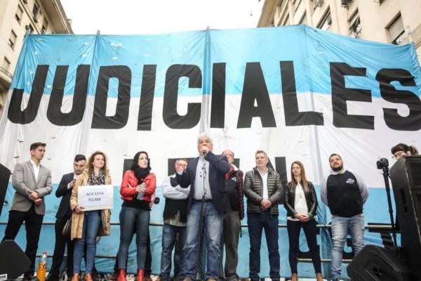La Unión de Empleados de la Justicia de la Nación (UEJN) convocó hoy a una huelga nacional de 48 horas.