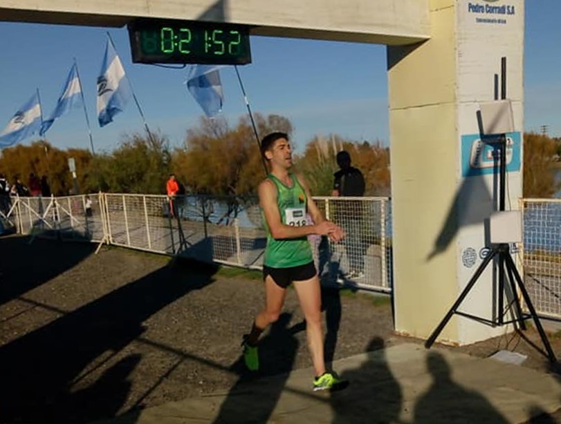 El atleta madrynense Cristian Urtasun se quedó con el triunfo ayer.
