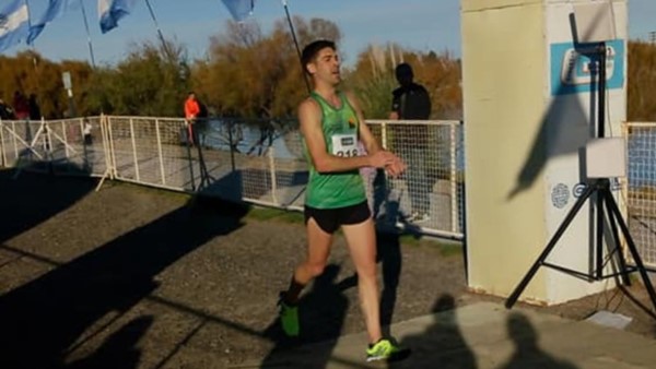 El atleta madrynense Cristian Urtasun se quedó con el triunfo ayer.