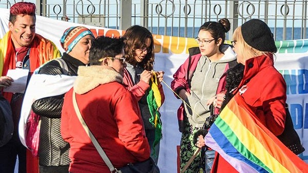 Postal del desfile que se realizó en la ciudad de Puerto Madryn.