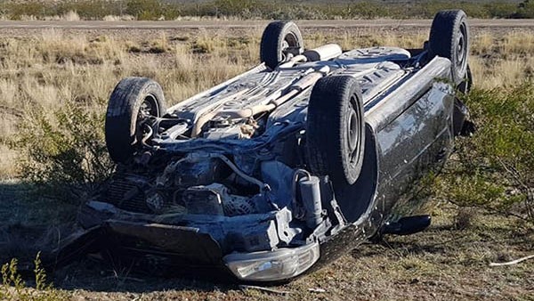 Así quedó el automóvil a cuyo bordo iba el joven ileso como único ocupante con dirección a Sierra Grande.