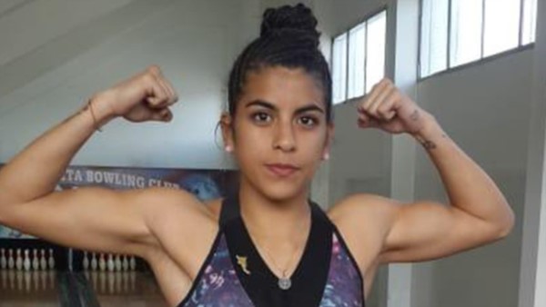 Dio el peso. Jessica Leiva acusó 55,500 kg en la báscula y está lista para su tercer combate profesional.