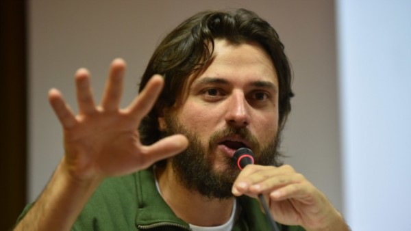 El coordinador del Frente Patria Grande, Juan Grabois, denunció hoy al presidente Mauricio Macri, Nicolás Dujovne, Christine Lagarde y David Lipton por "asociación ilícita".