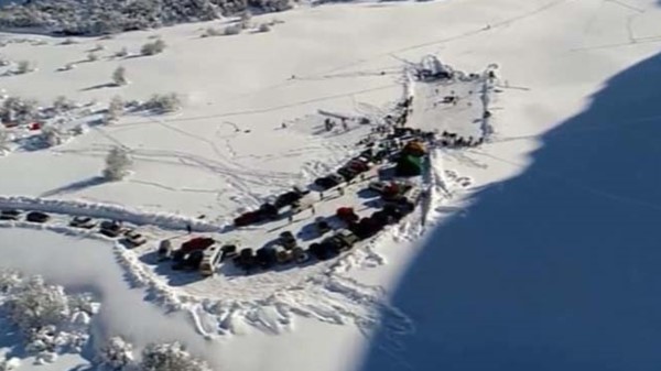 Fotografía con un dron del lugar donde se juega en Seven de Coyahique.