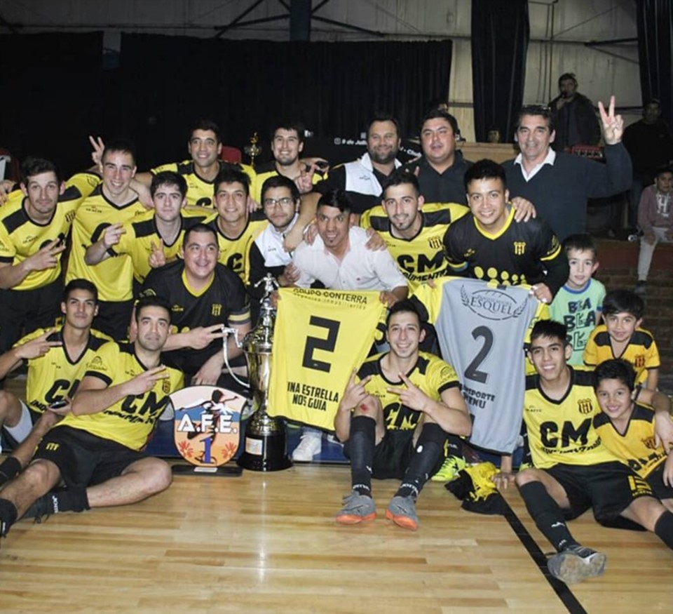 Los campeones. Transporte Wenu defendió exitosamente el título del 2018 y se proclamó bicampeón.