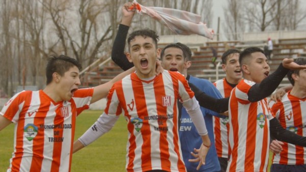 Racing sufrió muchas bajas para afrontar el Clausura de la Liga del Valle y el Patagónico, por ello, recurrirá a jugadores de la Reserva campeona.