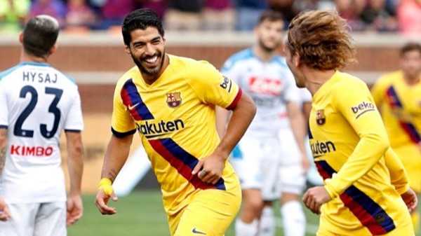 Barcelona vapuleó a Napoli en su último partido de pretemporada.