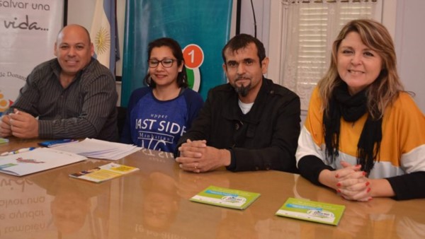 Carrera solidaria por la concientización sobre el cáncer de útero.