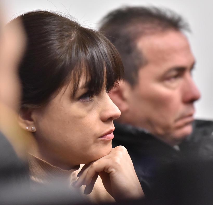 Natalia Mac Leod y Diego Correa, durante el juicio este martes.