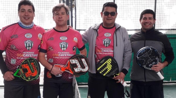 16 parejas disputaron la etapa clasificatoria el fin de semana pasado.