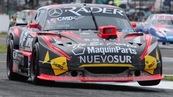 Marcelo Agrelo, piloto de rada Tilly, ganó la etapa regular del TC Pista.