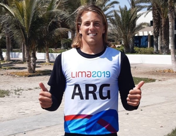 Bautista Saubidet Birkner se subió a lo más alto del podio al ganar la clase RS:X en Vela.
