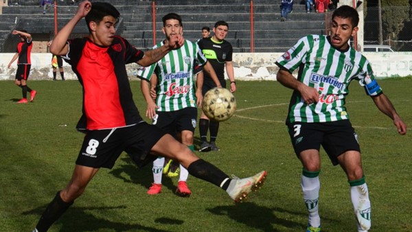 Germinal, vigente campeón, recibirá a Independiente a partir de las 15:30 en el Fortín. Daniel Quevedo, el referí.