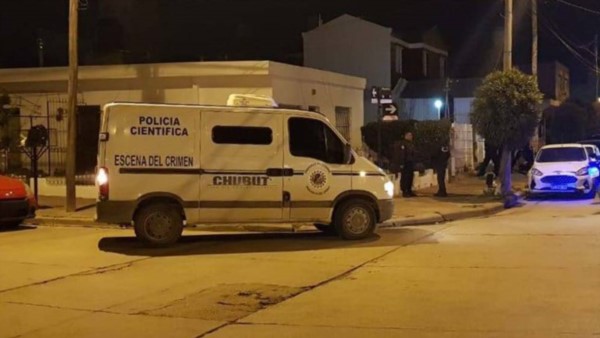 Los delincuentes fueron detenidos a 200 metros del lugar donde habían cometido el robo con arma.
