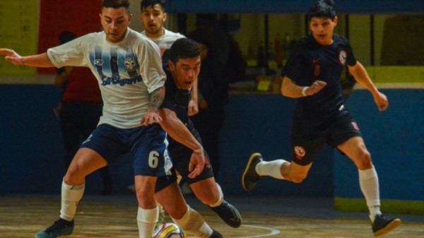 La Cigarra de Comodoro Rivadavia derrotó a Deportivo Mula por 6 a 5 en el Gimnasio Municipal nº 1.