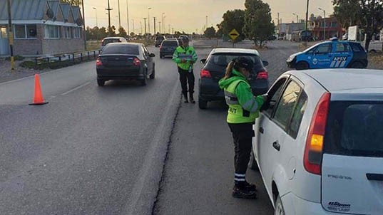Personal de la APSV realizó controles de alcoholemia en varias localidades de la provincia de Chubut.